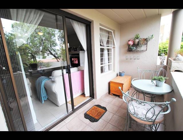 1 BEDROOM APARTMENT FOR SALE IN RIVONIA